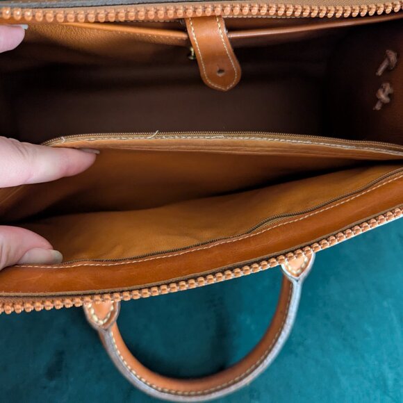 Vintage 1990s Dooney and Bourke Gladstone satchel - Picture 11 of 12